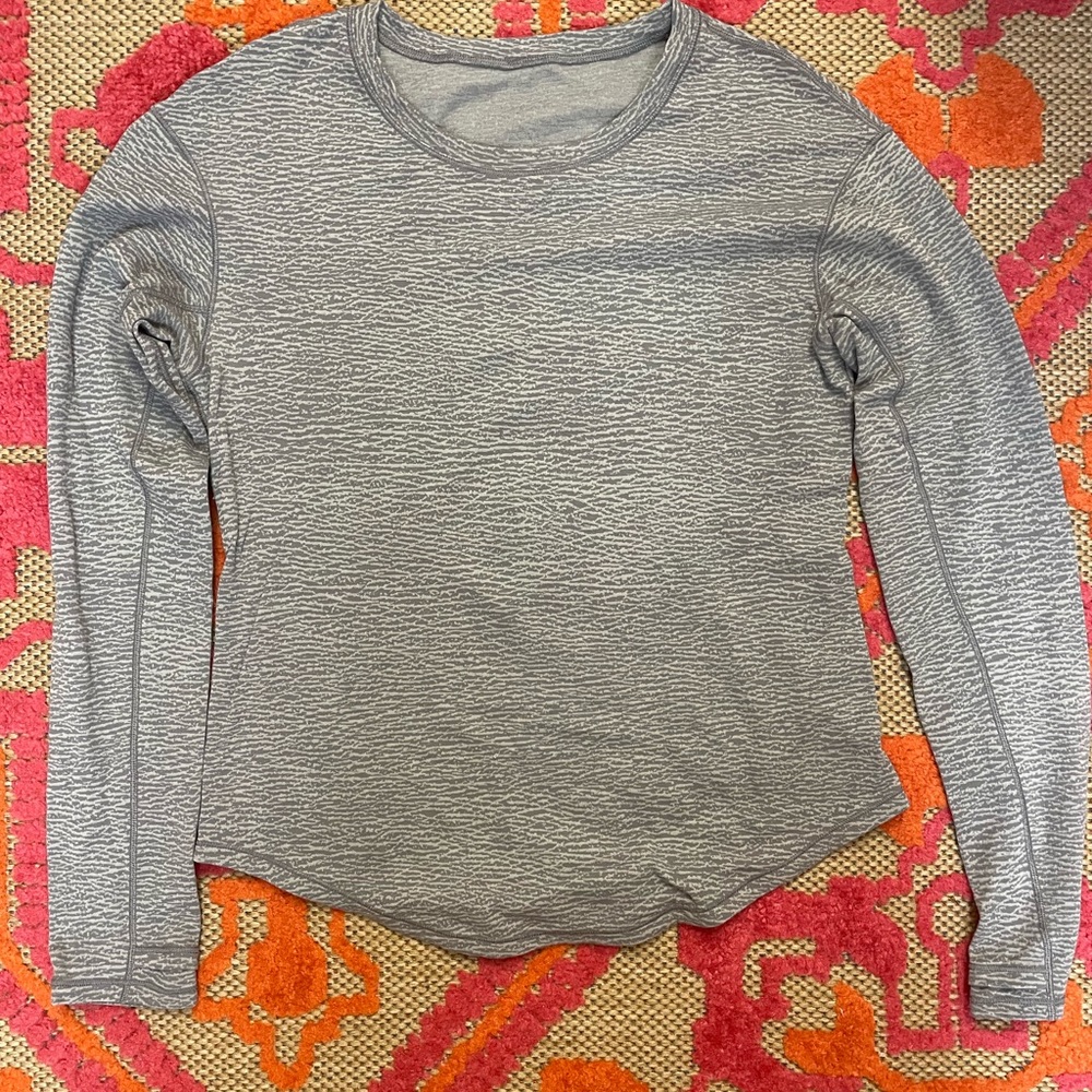LULULEMON long sleeve shirt zebra print gray color size 2